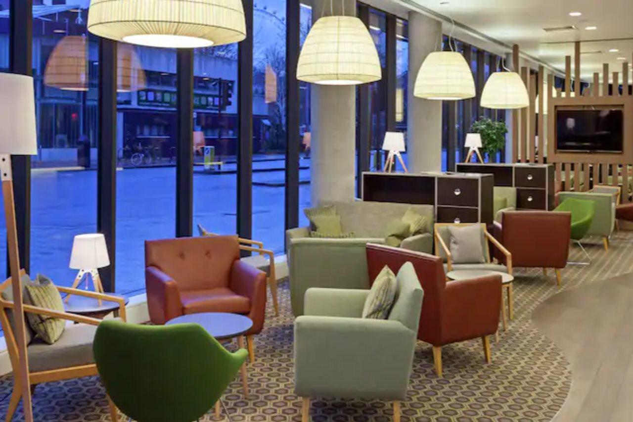 Hampton By Hilton London Ealing Hotel Bagian luar foto